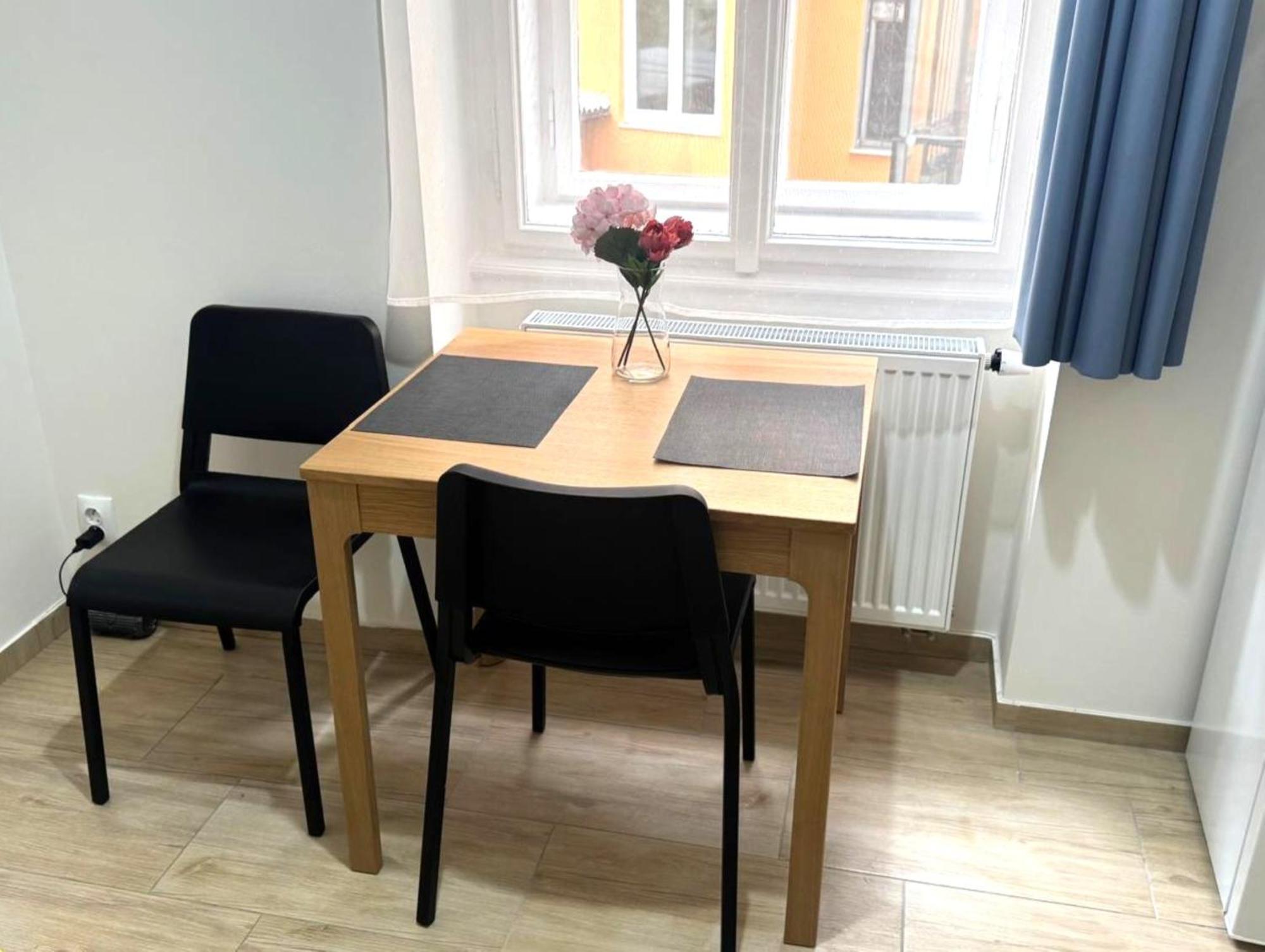 Side Street Apartments Πράγα Εξωτερικό φωτογραφία